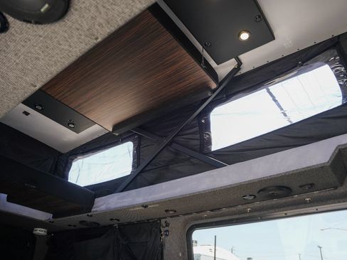 Used 2022 Mercedes-Benz Sprinter 2500 image 89