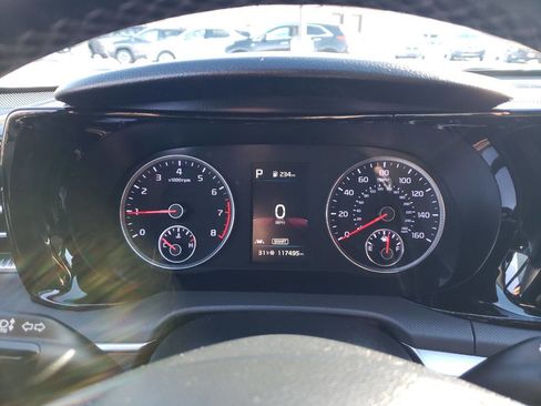 Used 2023 Kia K5 GT-Line image 12