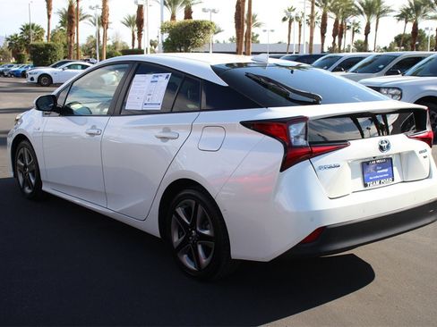 Used 2019 Toyota Prius XLE image 26
