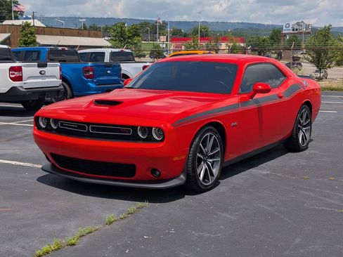 Used 2023 Dodge Challenger R/T w/ Plus Package RWD image 3