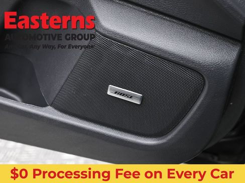 Used 2023 Nissan Sentra SR w/ SR Premium Package FWD image 21