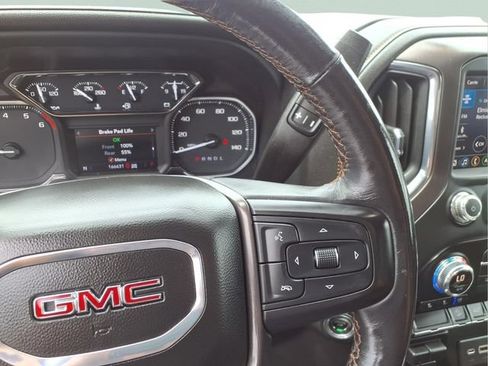 Used 2022 GMC Sierra 1500 AT4 w/ AT4 Preferred Package AWD/4WD image 13