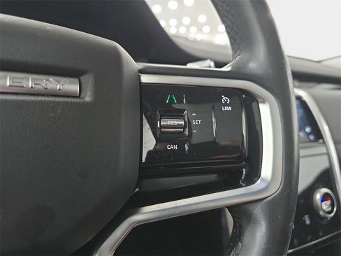 Used 2022 Land Rover Discovery Sport S image 18