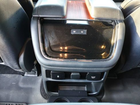 Used 2024 Lincoln Navigator L Reserve w/ Equipment Group 201A AWD/4WD image 13