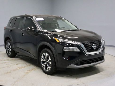 Certified 2022 Nissan Rogue SV image 1