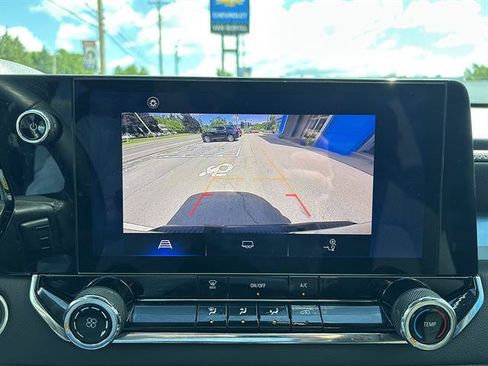 Certified 2023 Chevrolet Colorado LT AWD/4WD image 23