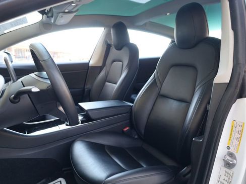 Used 2020 Tesla Model 3 Standard Range Plus image 15