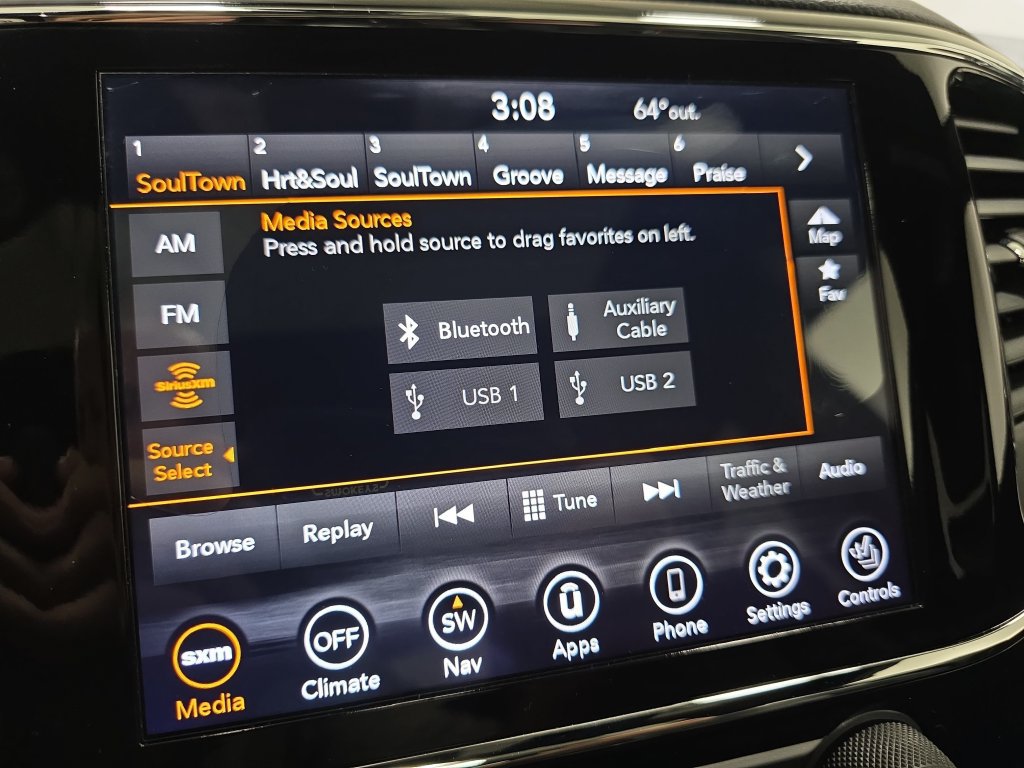 Used 2020 Jeep Grand Cherokee Limited AWD/4WD image 21