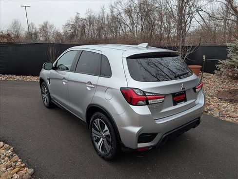 Used 2024 Mitsubishi Outlander Sport SE image 3