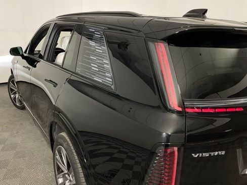 New 2026 Cadillac Vistiq Premium Luxury w/ LPO, Floor Liner Package AWD/4WD image 33