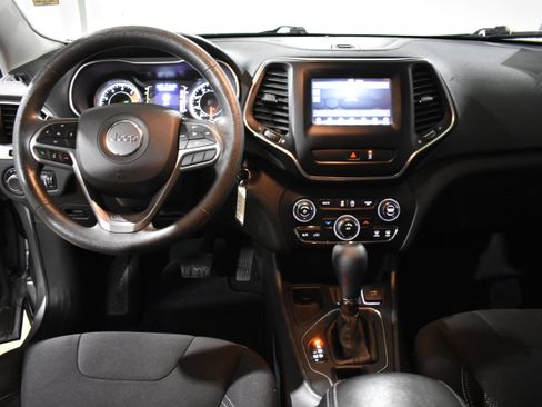 Used 2021 Jeep Cherokee Latitude image 27