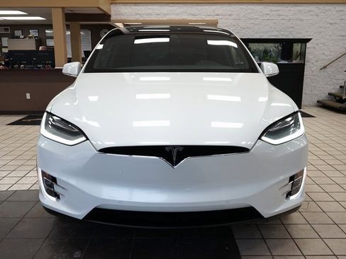 Used 2020 Tesla Model X Long Range image 23