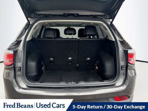 Used 2018 Jeep Compass Latitude w/ Popular Equipment Group image 29