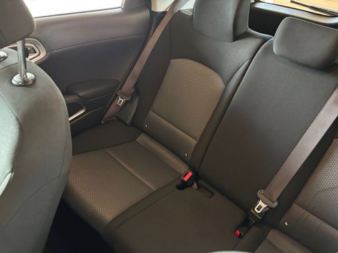 Used 2025 Kia Soul LX w/ LX Technology Package FWD image 37