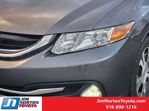 Used 2015 Honda Civic Hybrid Sedan image 10