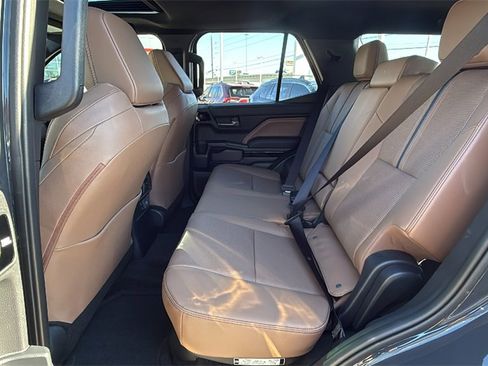 New 2026 Toyota 4Runner Limited image 16