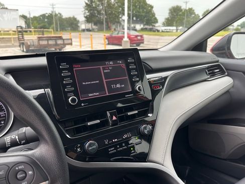 Used 2023 Toyota Camry LE w/ Convenience Package AWD/4WD image 19