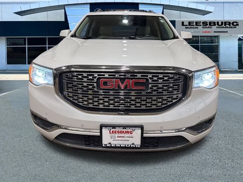 Used 2019 GMC Acadia Denali w/ Technology Package image 2