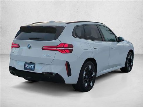 Certified 2025 BMW X3 xDrive30i w/ M Sport Package image 5
