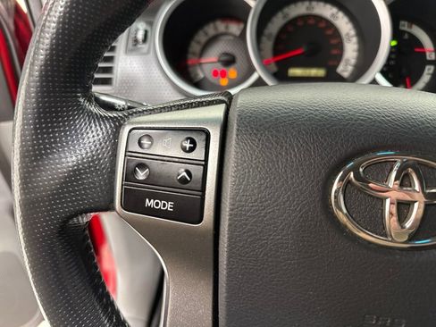 Used 2012 Toyota Tacoma PreRunner image 20