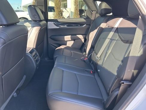Used 2021 Cadillac XT5 Premium Luxury w/ LPO, Floor Liner Package image 17