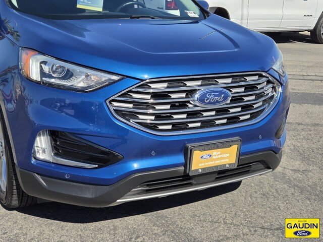 Certified 2022 Ford Edge Titanium AWD/4WD image 2