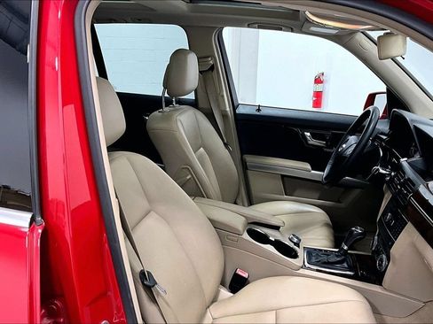 Used 2011 Mercedes-Benz GLK 350 2WD image 9