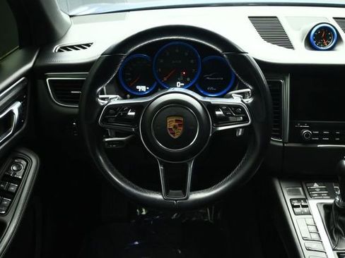 Used 2018 Porsche Macan GTS AWD/4WD image 34