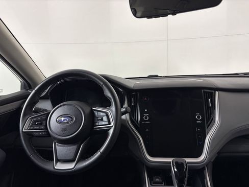 Used 2025 Subaru Outback Premium image 21
