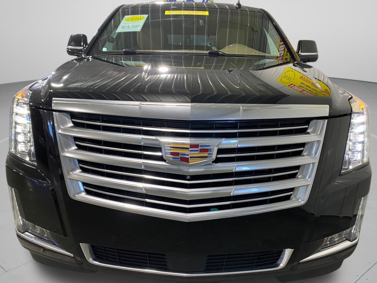 Used 2018 Cadillac Escalade Platinum AWD/4WD image 31