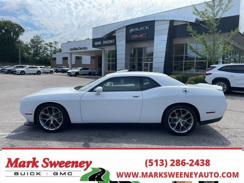 Used 2022 Dodge Challenger GT image 1
