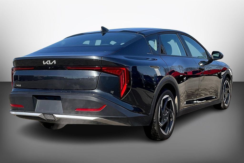 Used 2025 Kia K4 EX FWD image 6