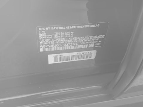 Used 2023 BMW i7 xDrive60 w/ Executive Package 2 AWD/4WD image 64