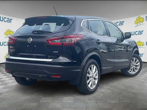 Used 2020 Nissan Rogue Sport S w/ Appearance Package image 6