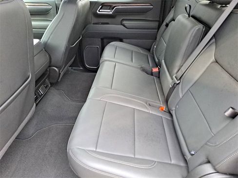 Used 2025 GMC Sierra 1500 SLT image 24