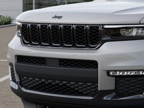 New 2025 Jeep Grand Cherokee L Limited w/ Black Appearance Package RWD image 11