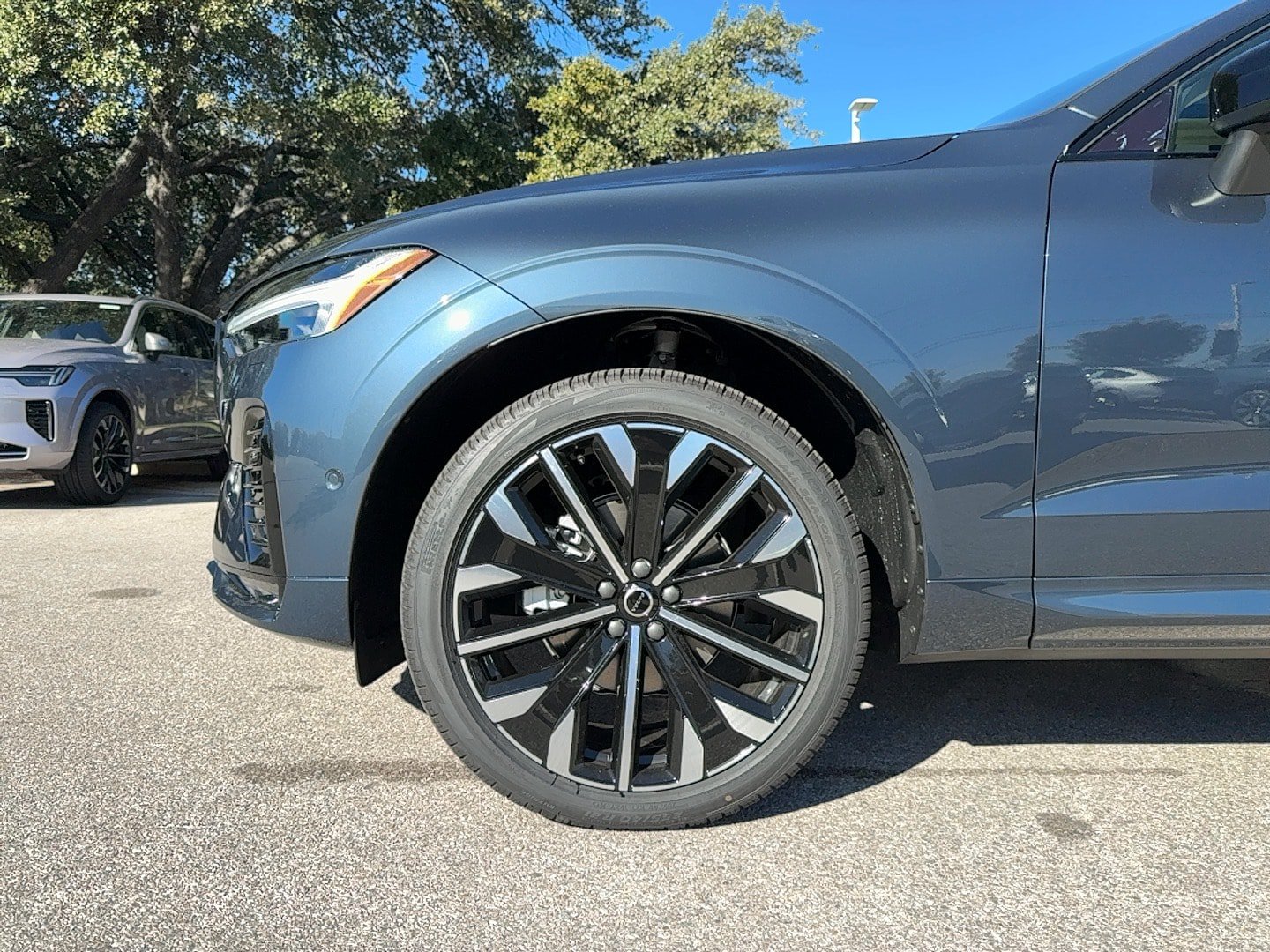 Used 2026 Volvo XC60 B5 Ultra w/ Protection Package Premier AWD/4WD image 9