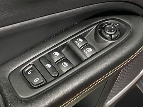 Used 2018 Jeep Compass Latitude w/ Popular Equipment Group image 27