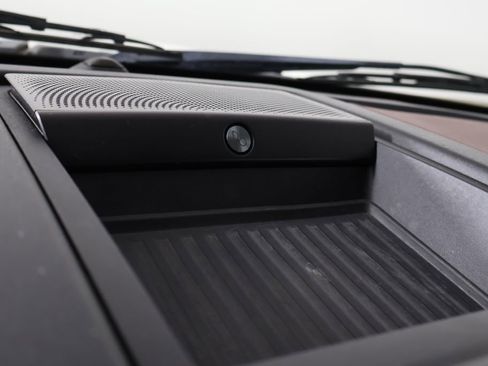 Used 2019 Ford F150 Platinum w/ Equipment Group 701A Luxury image 44