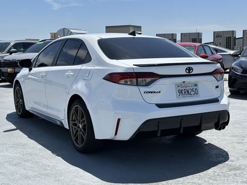 Used 2024 Toyota Corolla Sedan w/ SE Convenience Package image 4