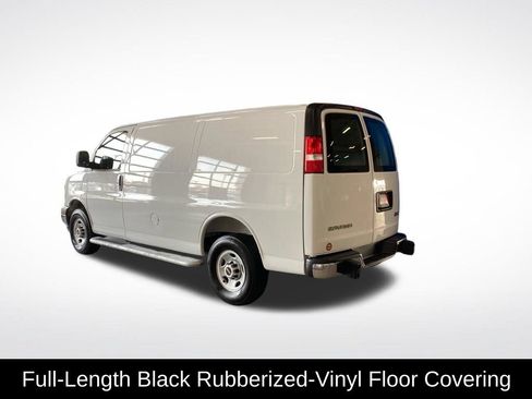 Used 2025 GMC Savana 2500 w/ Driver Convenience Package RWD image 15