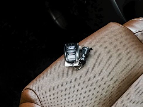 Used 2022 Subaru Ascent Touring AWD/4WD image 57