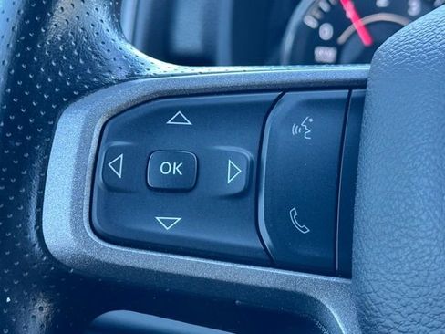 Used 2024 RAM 2500 Tradesman w/ Chrome Appearance Group image 17