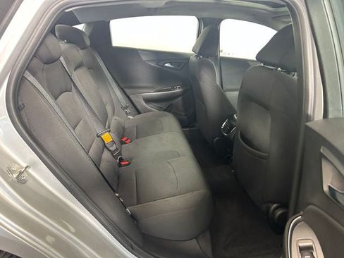 Used 2018 Chevrolet Malibu LT FWD image 26