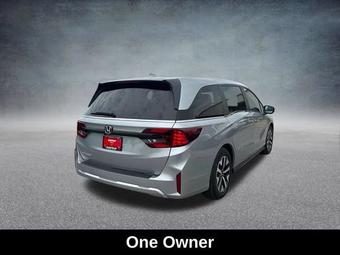 Used 2025 Honda Odyssey EX-L image 5