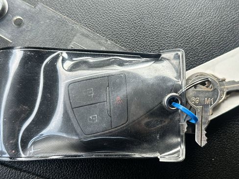 Used 2024 Chevrolet Colorado W/T w/ Safety Package image 34