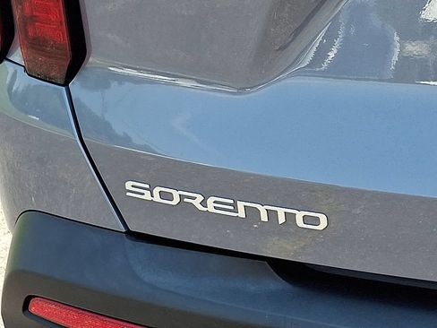 Certified 2023 Kia Sorento X-Line EX AWD/4WD image 16
