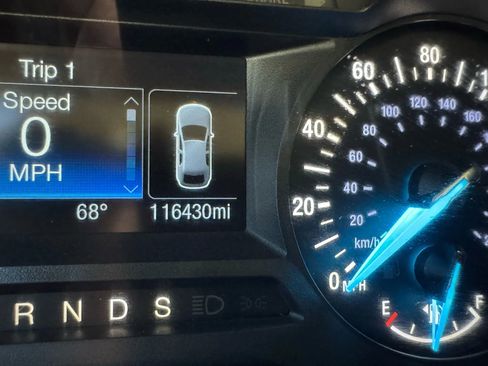 Used 2019 Ford Edge SEL image 53