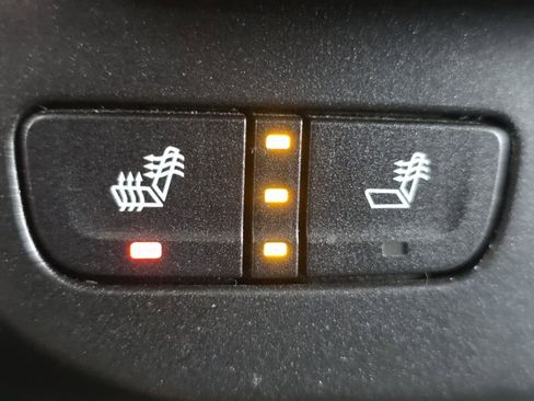 Used 2020 GMC Canyon All Terrain w/ Trailering Package image 5