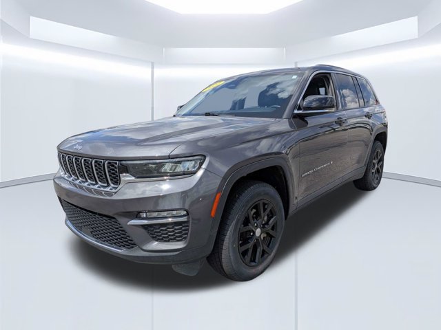 Used 2022 Jeep Grand Cherokee Limited w/ Trailer Tow Prep Group (B) RWD image 7